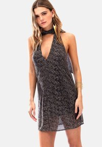 THE-ARE CORTO ESCOTE HALTER CON - Vestido de cóctel - silver