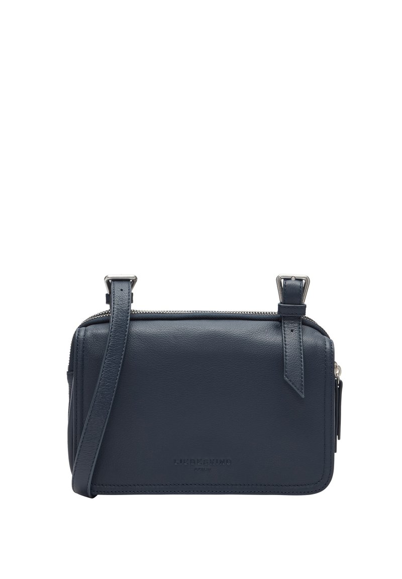 Borsa a tracolla in pelle blu navy con chiusura zip, tracolla removibile e hardware argentato. Presenta una texture liscia e un logo impresso.