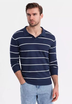 Polo-shirt à manches longues bleu marine avec des rayures blanches horizontales, des poignets et un col côtelés ; en mélange de coton ; design uni avec un petit logo.