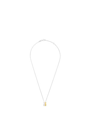 Collier chaîne en argent avec un pendentif en forme de deux ours entrelacés, l'un en or et l'autre en argent.