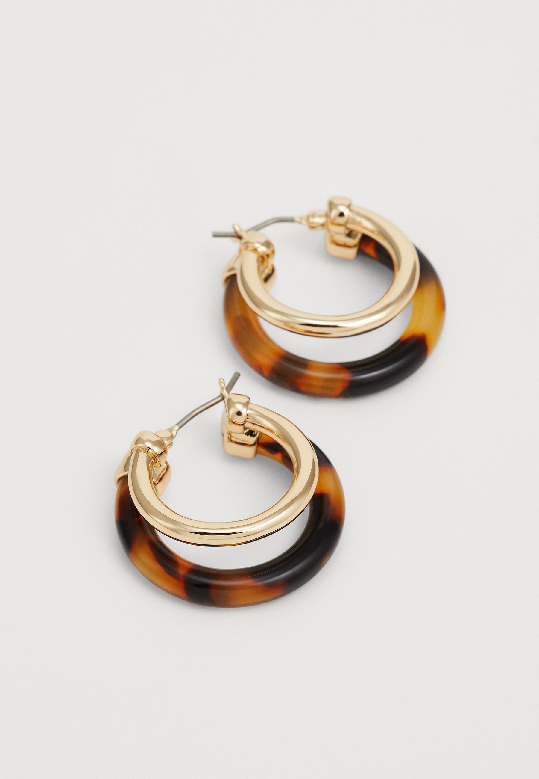 ピアス RALPH LAUREN Gold Tone Tortoise Split Hoop Earrings Lauren Ralph Lauren Gold Tone Tortoise Split Hoop Earrings