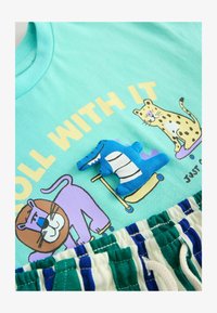 Nije odabrano, mint green