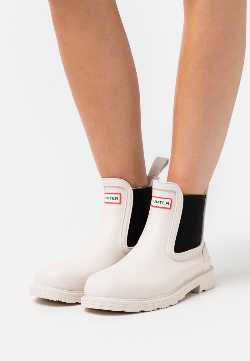 Hunter ORIGINAL WOMENS COMMANDO CHELSEA BOOT VEGAN Wellies cast