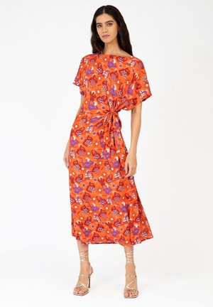 BATWING SLEEVE MELOTY - Robe de jour - floria orange