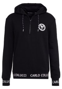 Felpa nera in cotone con zip a quarti, lacci bianchi e un logo circolare sul petto. "CARLO COLUCCI" stampato sull'orlo.