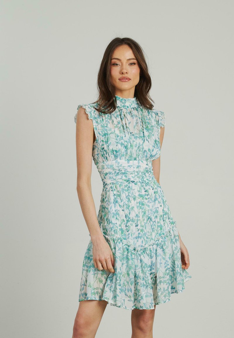 Alma en Pena Vestido informal - verdes