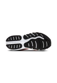 Suela de goma negra con una superficie texturizada y mediopie blanca. Presenta ranuras para tracción y el nombre de la marca "Brooks" en un lado.