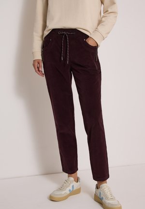 Cecil, MID WAIST SLIM LEG HOSE IM CASUAL FIT - Pantalon classique - berry red