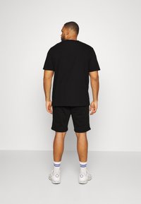 Jack & Jones JPSTSHARK - Shorts - black