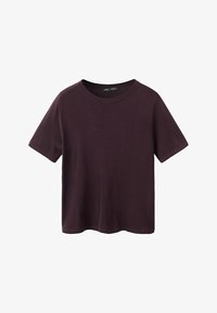 Unselected, bordeaux