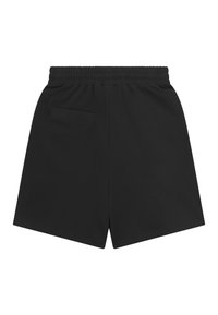 Czarne szorty wykonane z miękkiego materiału z elastycznym pasem, z pojedynczą tylną kieszenią oraz luźnym, prostym krojem.
