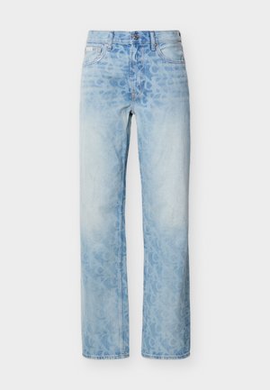 Világoskék farmernadrág finom, sötétebb kék leopárdmintával és klasszikus öt zsebbel.