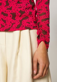 Diane von Furstenberg Blouse - pink