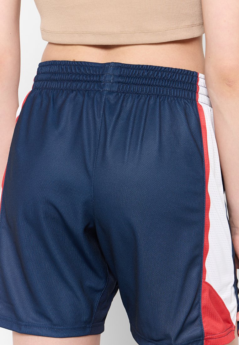 Kurze Sporthose