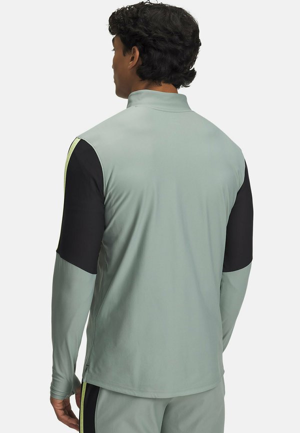CHALLENGER PRO - Long sleeved top3