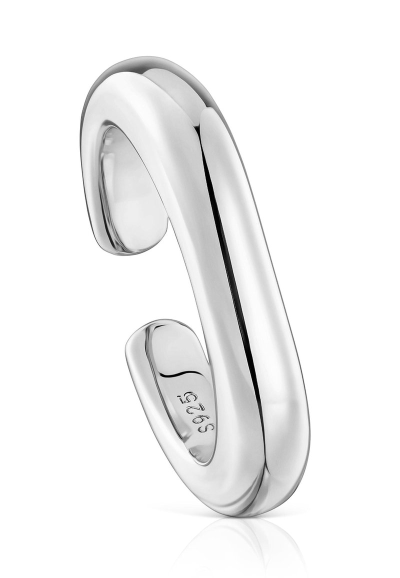 Anello aperto in argento lucido con bordi lisci e arrotondati, timbrato con "925" che indica il materiale in argento sterling.