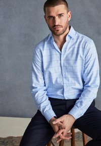 Next SIGNATURE TRIMMED REGULAR FIT SINGLE CUFF - Pluus - light blue check