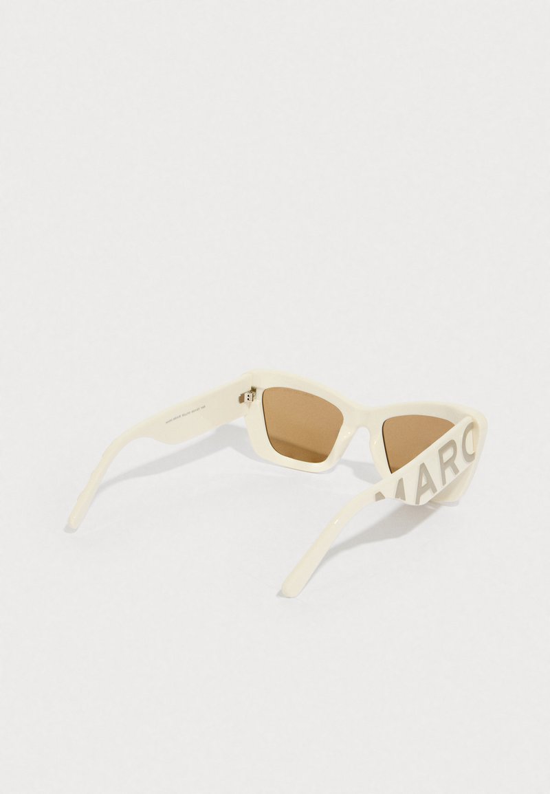 MARC JACOBS Sunglasses - ivory/off-white - Zalando.co.uk display picture 1