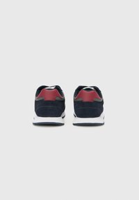 Tommy Hilfiger NEW - Trainers - desert sky