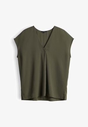 Blouse sans manches vert olive avec col en V et coupe ample, comprenant un détail de chevauchement à l'avant et de petites fentes latérales à l'ourlet.