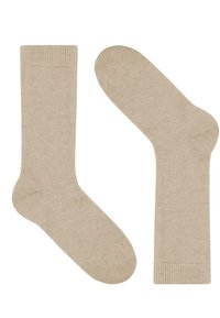 Beige Knöchelsocken mit gerippten Bündchen und glatter Textur. Standardform mit verstärkten Zehen- und Fersenbereichen.