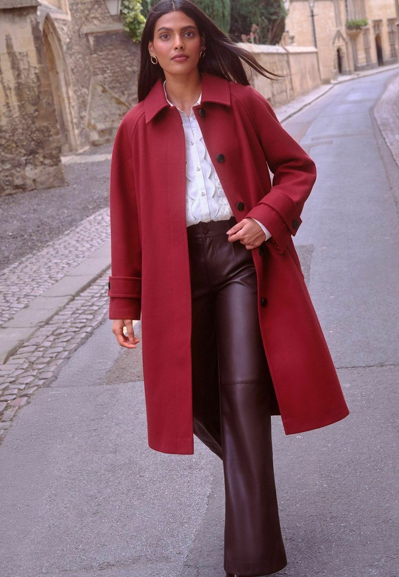 Manteau D'hiver Femme Noir à Volants Et Boutons Dorés - Taille S, Neuf Sans étiquette