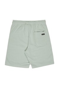 Ανοιχτό πράσινο, σορτς από βαμβακερό μείγμα με ελαστική μέση, διαθέτει πίσω τσέπη και διακριτικές ραφές. Απλός, καθημερινός σχεδιασμός.