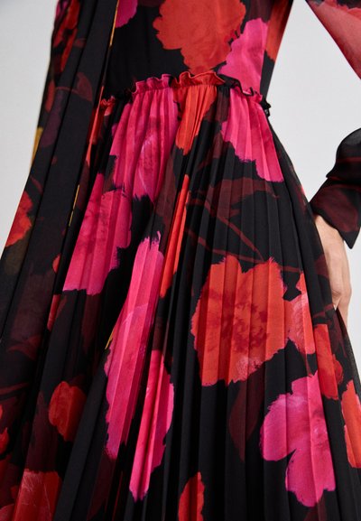 Erdem LONG SLEEVE GOWN WITH PLEATED SKIRT - Gallakjole - black