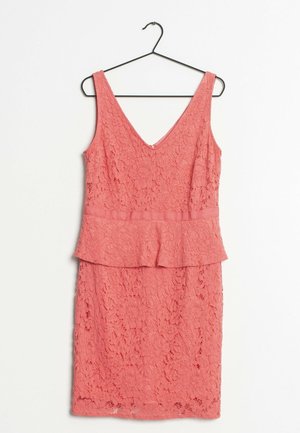 Cocktail dress / Party dress - pink