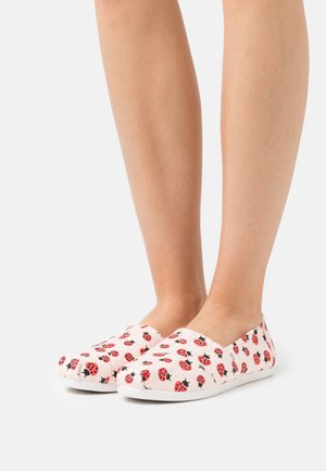 TOMS Chaussons - pink