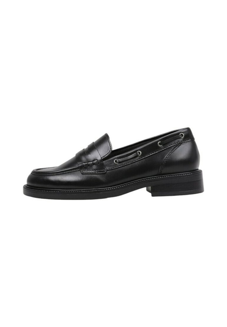 Mocasines de cuero negro con punta redonda, costura decorativa y cordones laterales. Presentan un tacón bajo y una textura suave.
