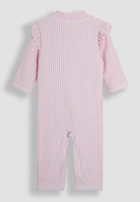 Un body à manches longues rose et blanc à rayures, avec des accents de volants sur les épaules et un col, fabriqué à partir d'un tissu doux et extensible.