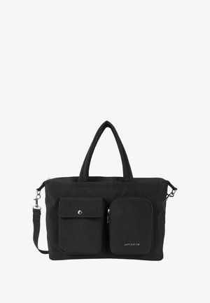 Borsa tote nera in tela con due tasche frontali, una con una patta a pressione e una con zip. Presenta manici doppi e una tracolla rimovibile.