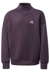 Sudadera morada con un cuello alto, fabricada con un tejido suave. Presenta un pequeño logo blanco de Adidas en el pecho. Mangas largas y puños acanalados.