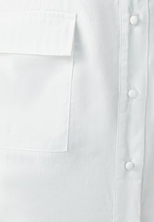 BWLDR KYLIE - Srajčna obleka - white