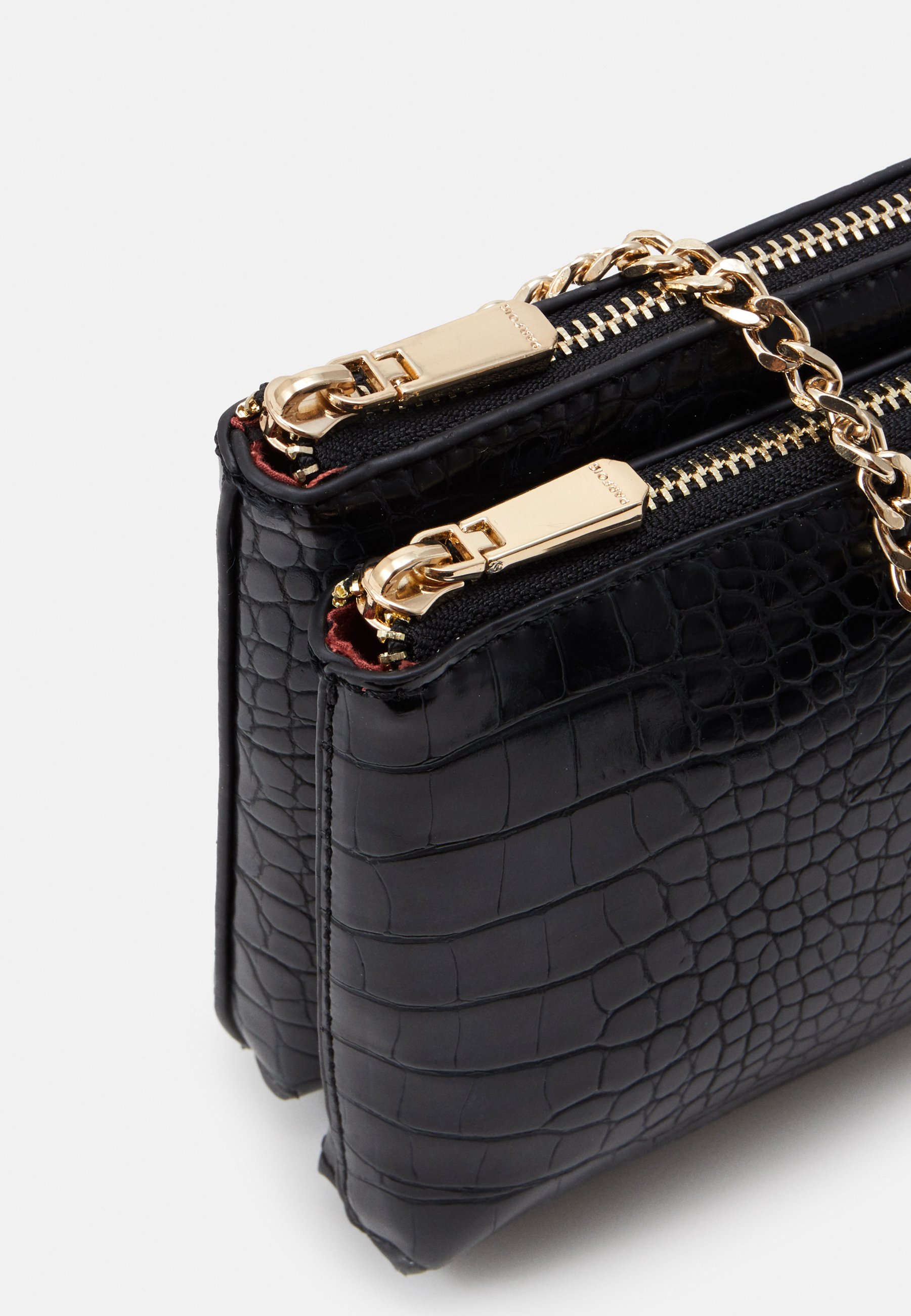 PARFOIS CROSSBODY BAG PEONY Skulderveske blacksvart PARFOIS CROSSBODY BAG PEONY Skulderveske blacksvart