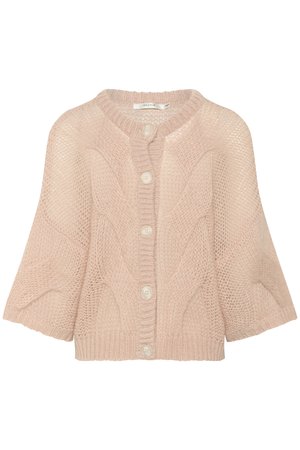 Cardigan en tricot torsadé de couleur rose pâle, avec un col rond, des manches courtes et cinq gros boutons sur le devant. Tissu léger et texturé.