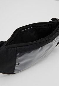 Nike Performance PACK - Marsupio - black/silver