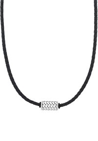 Collar de cuero trenzado negro que presenta un cierre cilíndrico de plata con un detalle de patrón tejido.