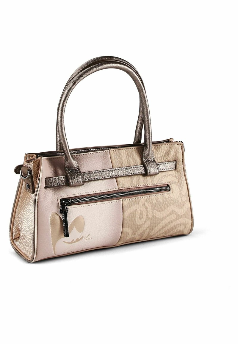 Beige und hellrosa Lederhandtasche mit metallischen Griffen, einer vorderen Reißverschlusstasche und einem dezenten abstrakten Muster auf strukturierter Oberfläche.