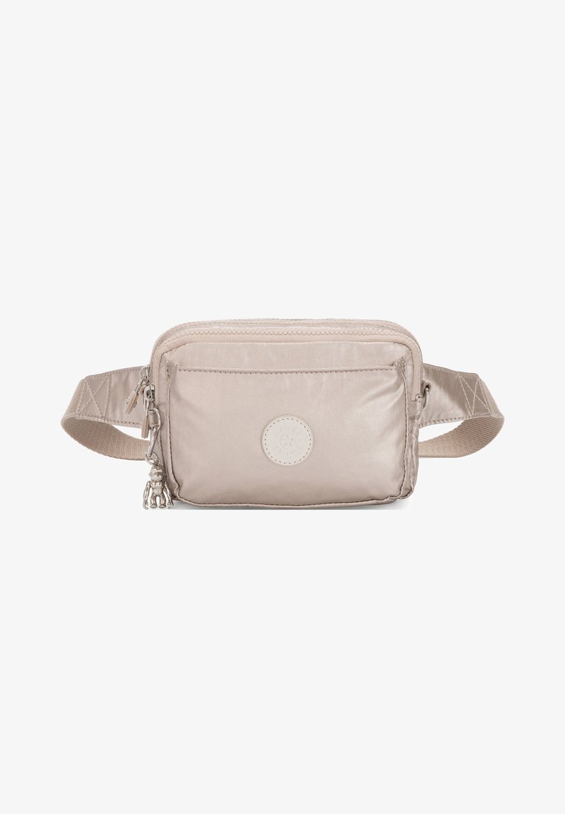 Beige, nylon schoudertas met een gladde afwerking, een hoofcompartiment met rits, een voorvak en een kleine decoratieve charm. Verstelbare schouderband.