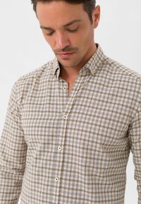 Felix Hardy PLAID REGULAR FIT - Camisa - beige