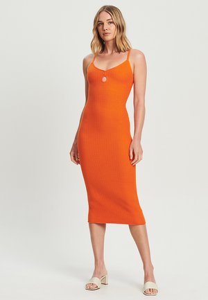 JORDYN - Shift dress - tangerine