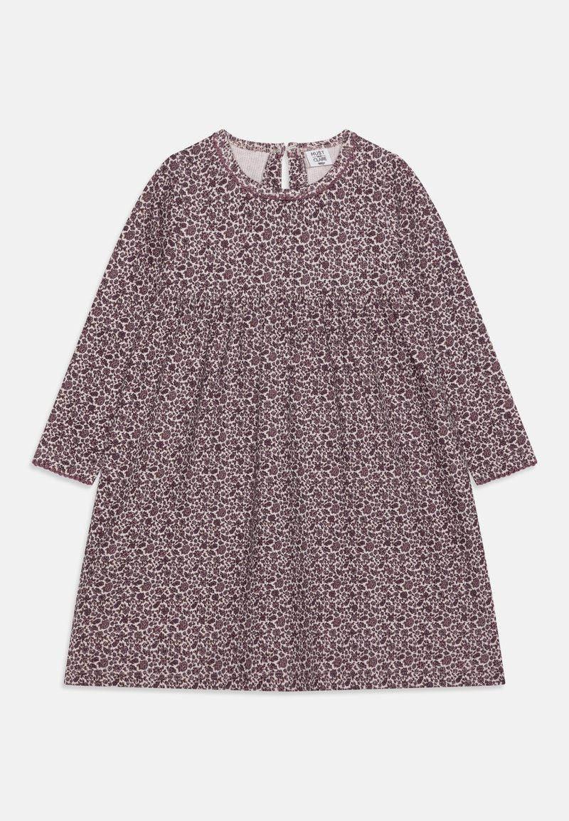 Dolga obleka v burgundskem cvetličnem vzorcu, izdelana iz mehke tkanine. Ima zaobljen izrez in nabrano pasu za ohlapen kroj.