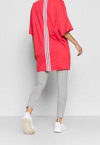 adidas Performance Triko s potiskem - pink