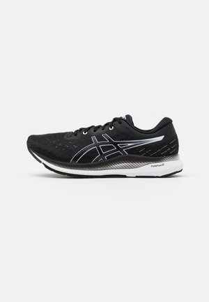 EVORIDE - Neutral running shoes - black/white