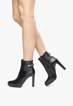 NeroGiardini, Stiefelette - nero