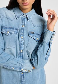 Lee REGULAR WESTERN SHIRT - Užsagstoma palaidinė - modern blue