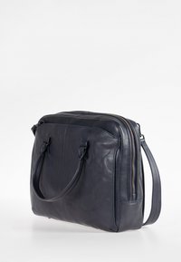 Aunts & Uncles MRS. QUINCE PIE - Aktetas - night sky