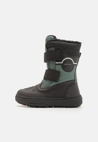 Geox BUNSHEE PG BOY ABX - Zimní obuv - dark green/black